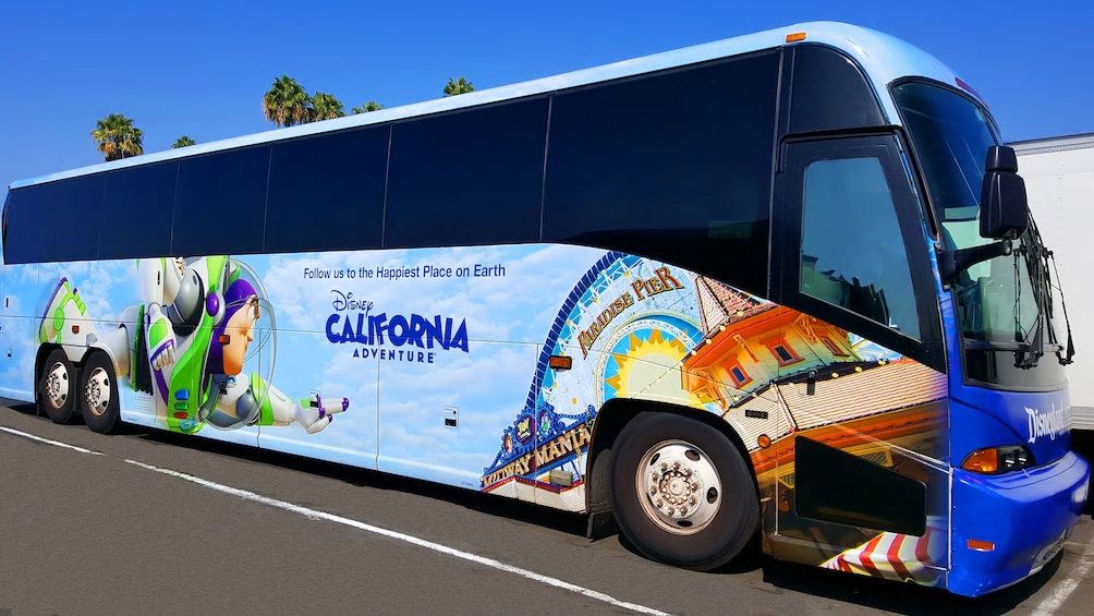 tour bus from disneyland to universal studios